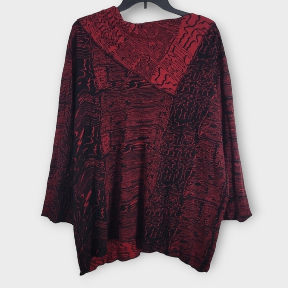 ONA New York Toyko Size Medium/Large Red & Black Art to Wear Lagenlook Sweater - Picture 2 of 4